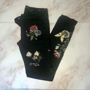 Buffalo Embroidered Skinny Jeans